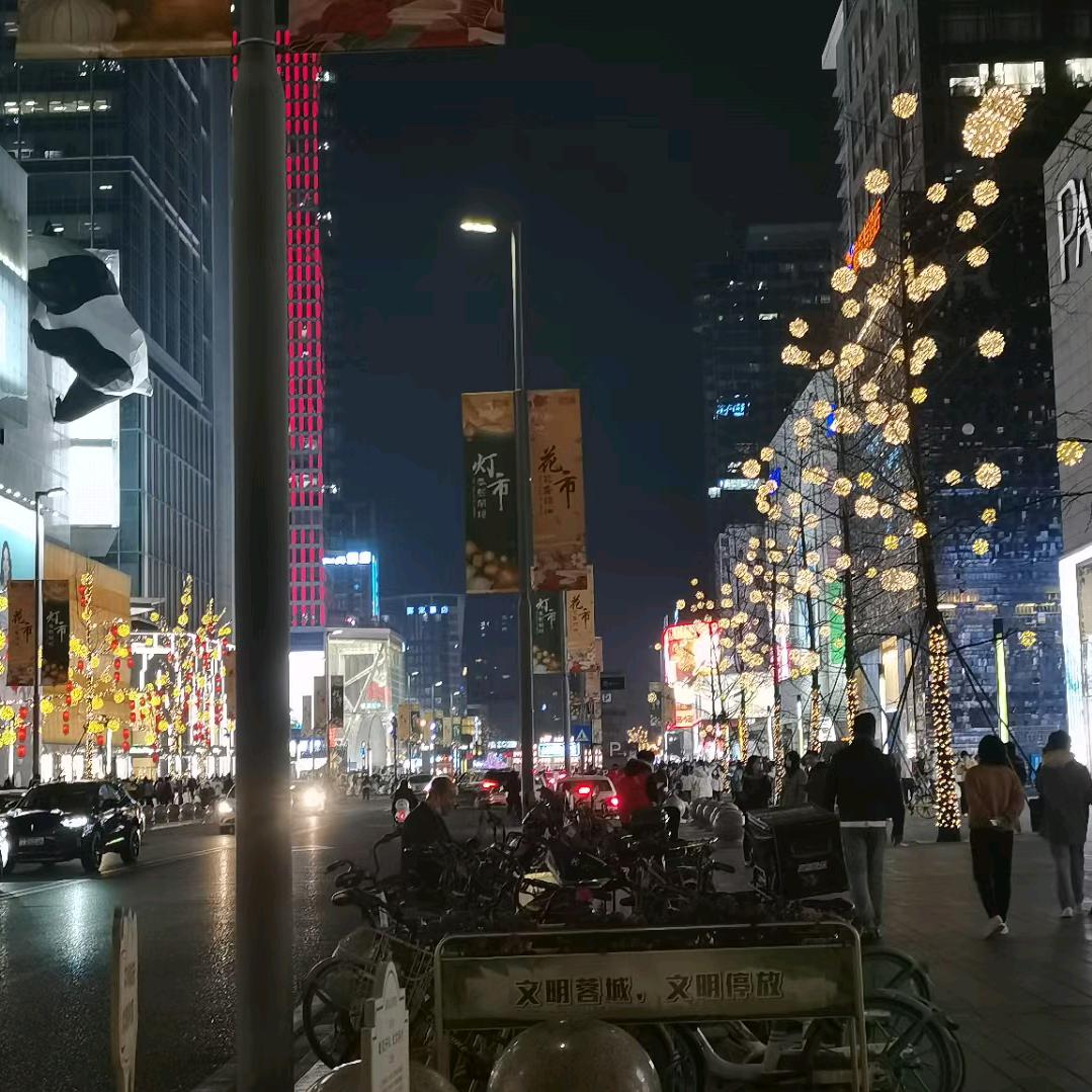 小LI同志