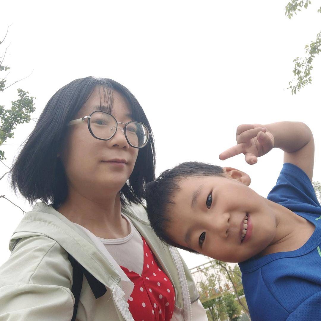 小宝贝😊😀😆