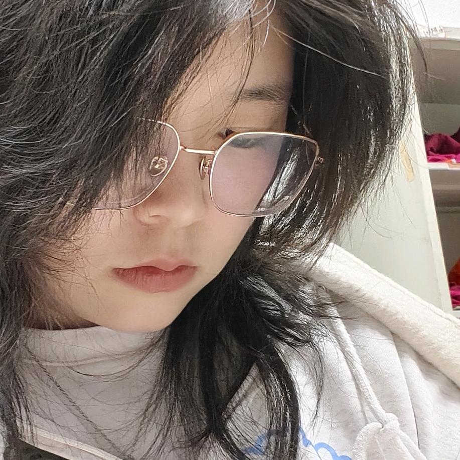 白雪猎人帮小红帽救回狼外婆