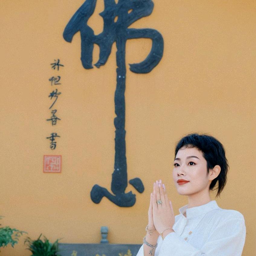 董董