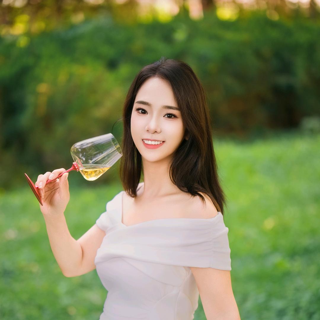库尔勒🍷女酒神