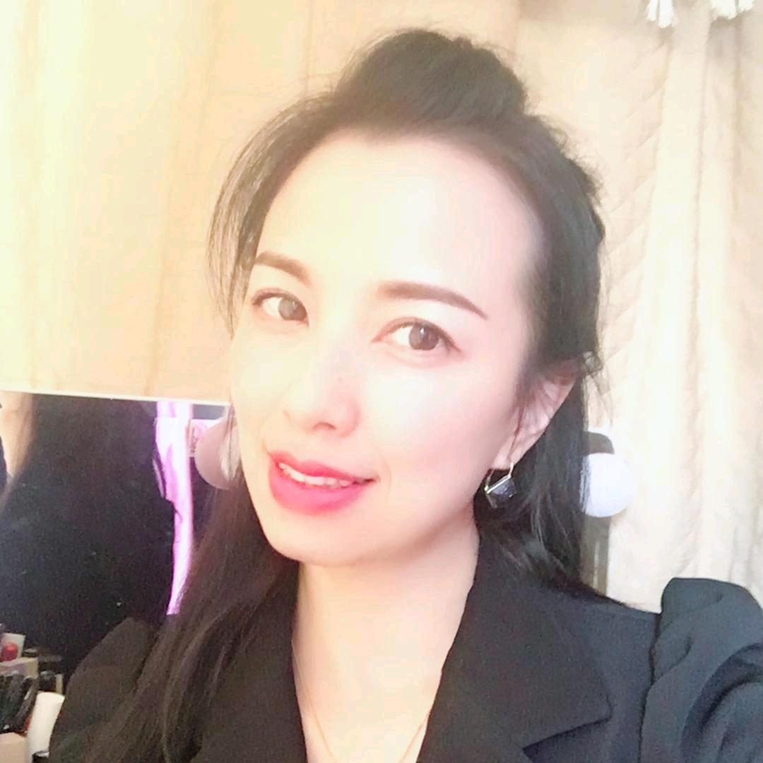 思羽（爱上呼啦圈）早9:20开播