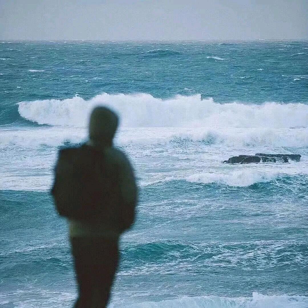 孤寂成海