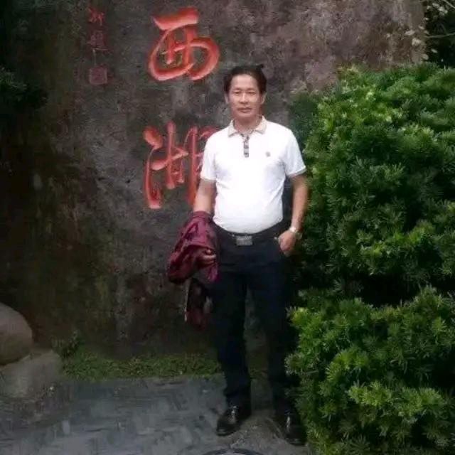 吴小龙
