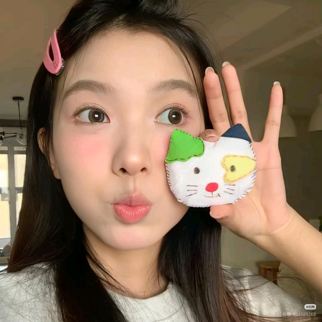 艳崽被Kiss