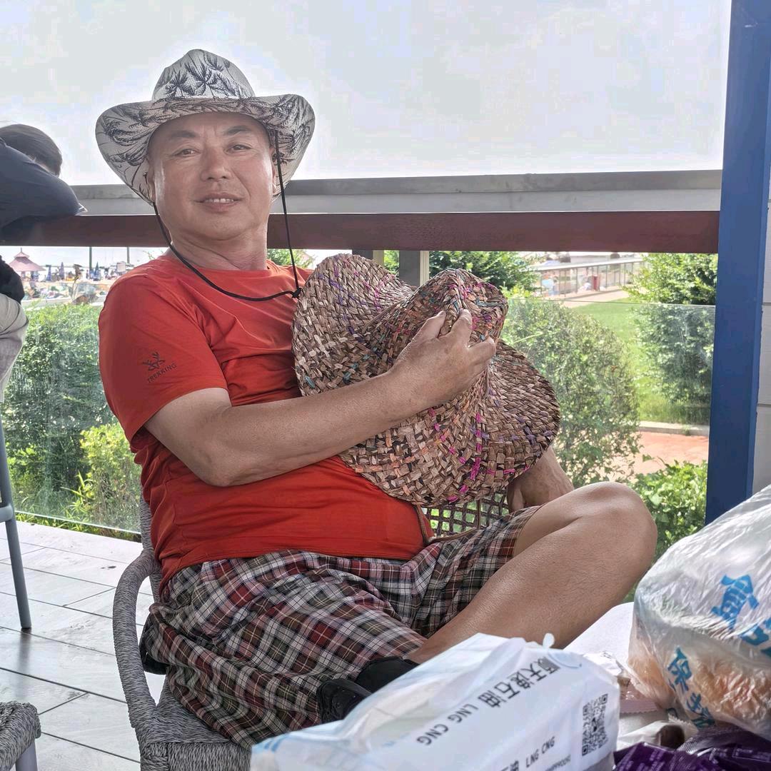 卧龙醒来