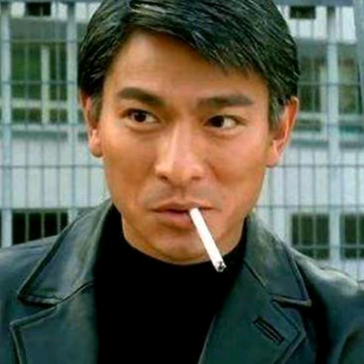 002🦸🏻‍♂️