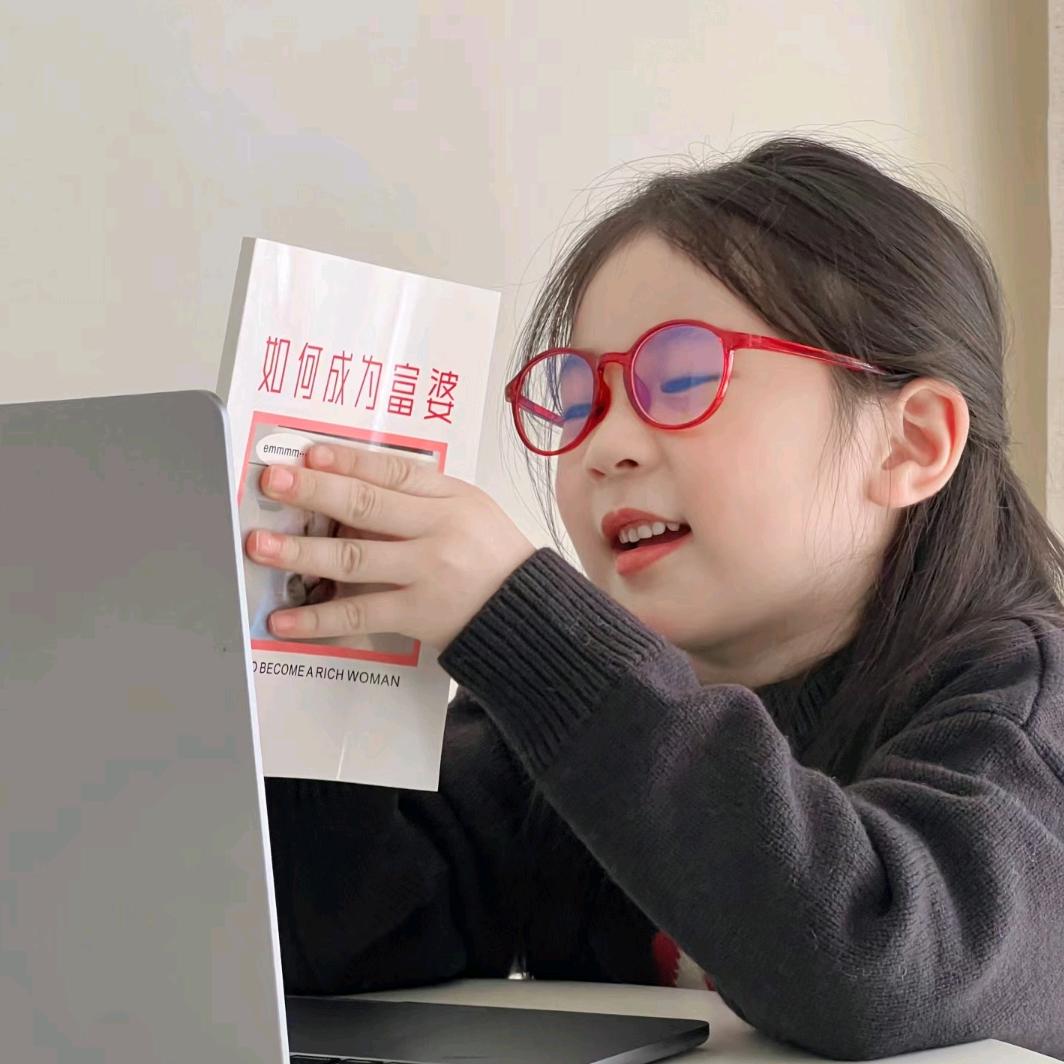 爱追剧的小赵同学