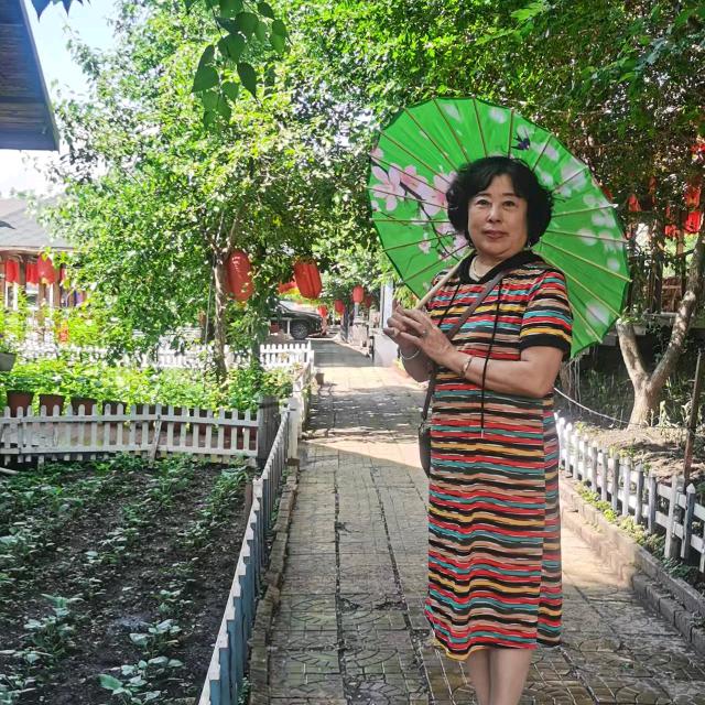 王郁玲