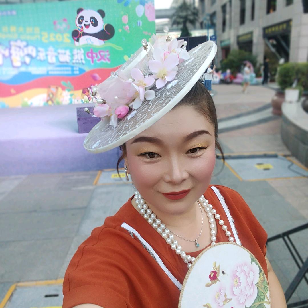 阳光婚庆