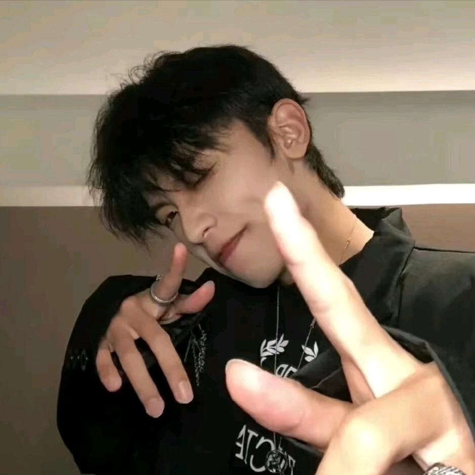 （ 小 杨 ）⛄️