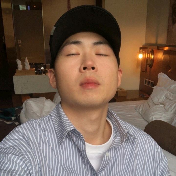 栀青