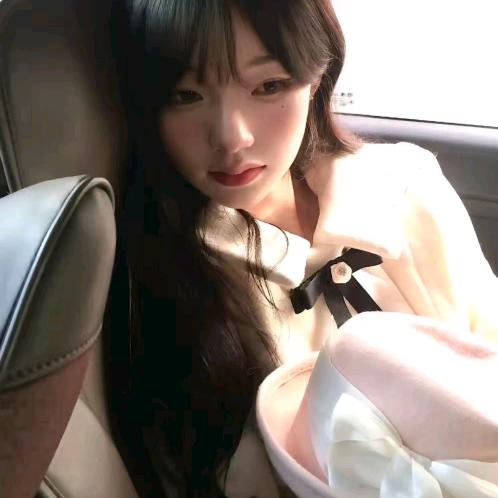 大魚小鱼ฅ^-^ฅ