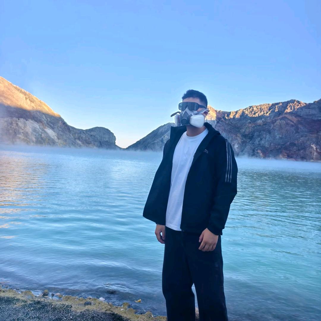 吴楚东南坼