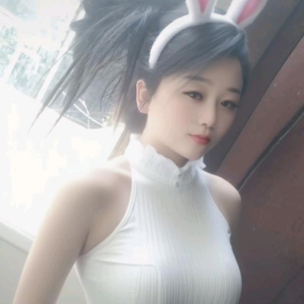 开心果果😘