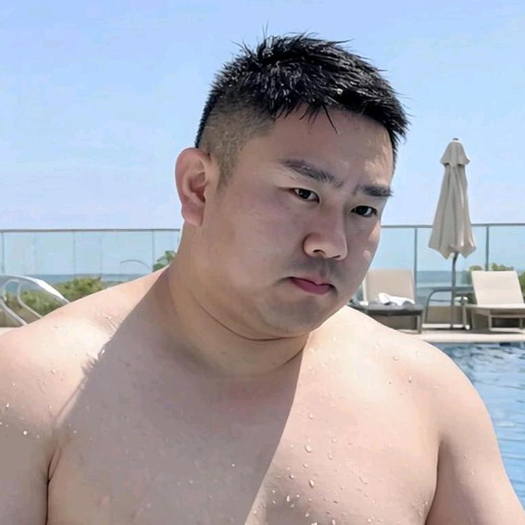腿腿