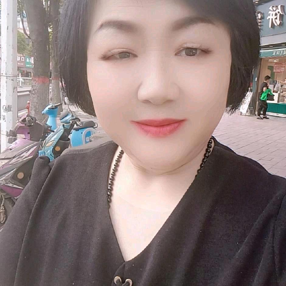 谢明英