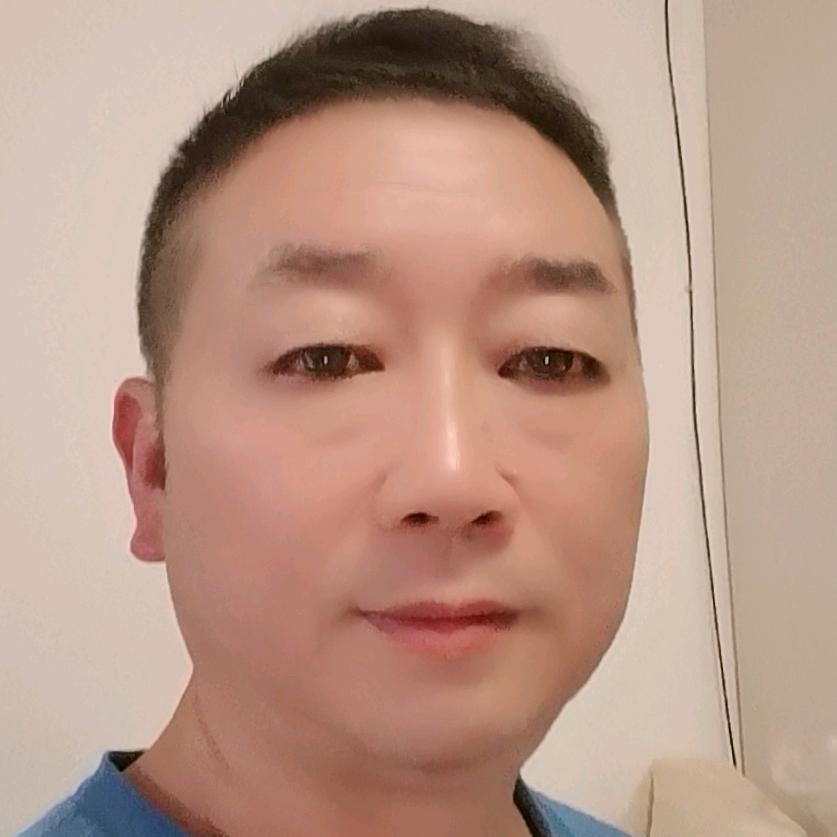 在内江家庭式互助养老服务的小赵