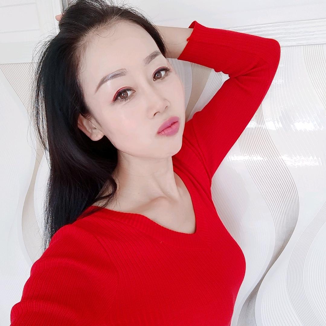 林林😉