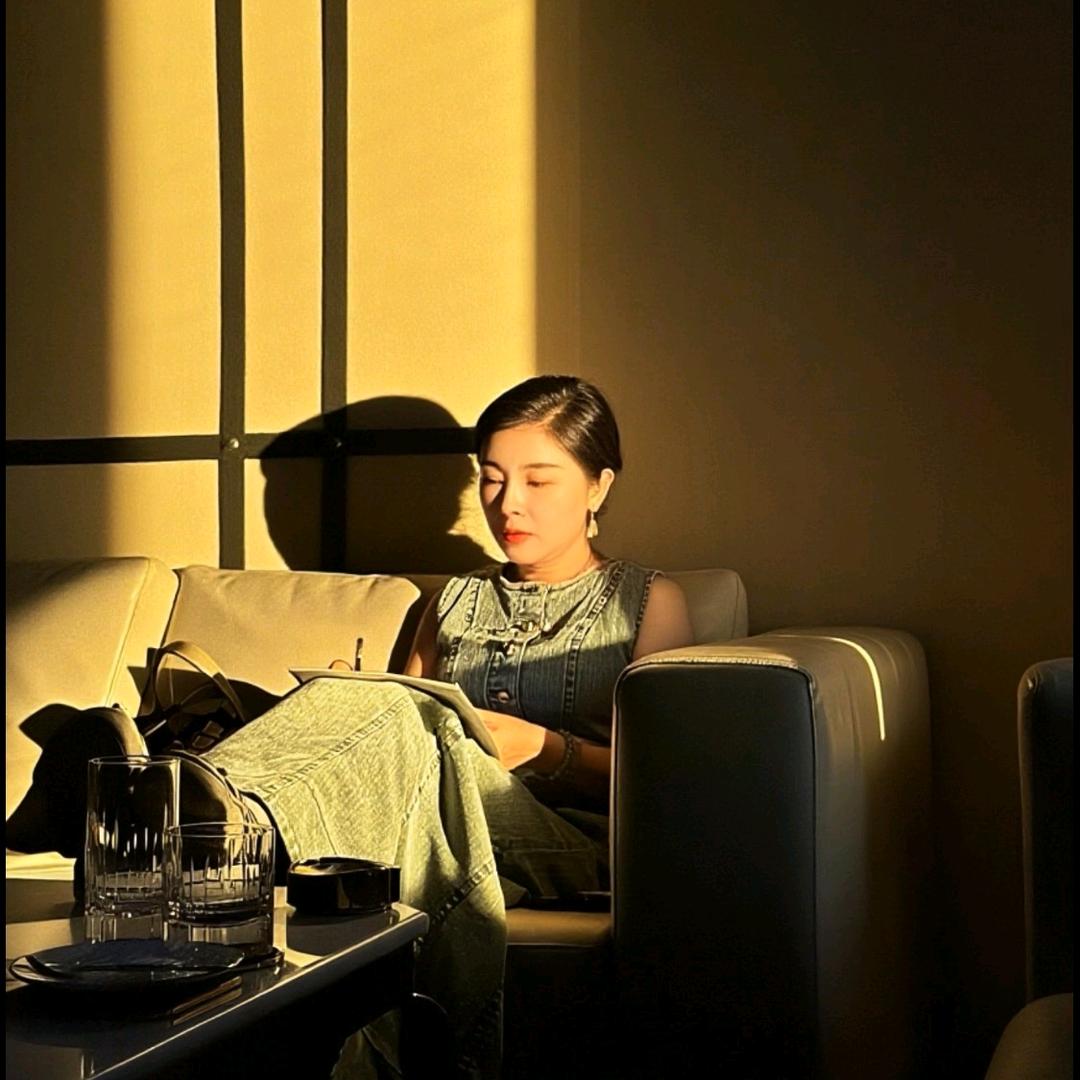 金泠ling   《晏栎yue涵》
