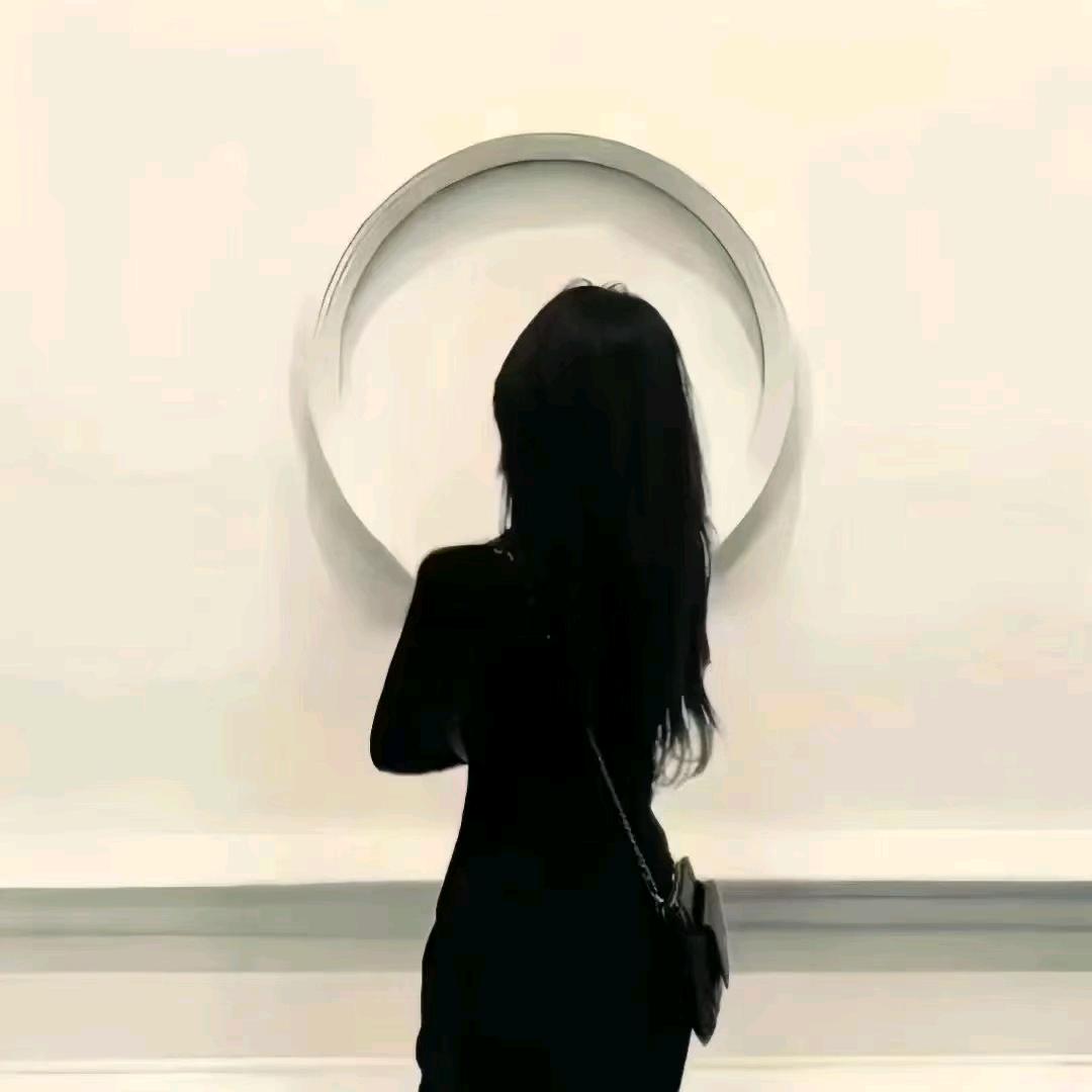 Yoloღ ´･ᴗ･`