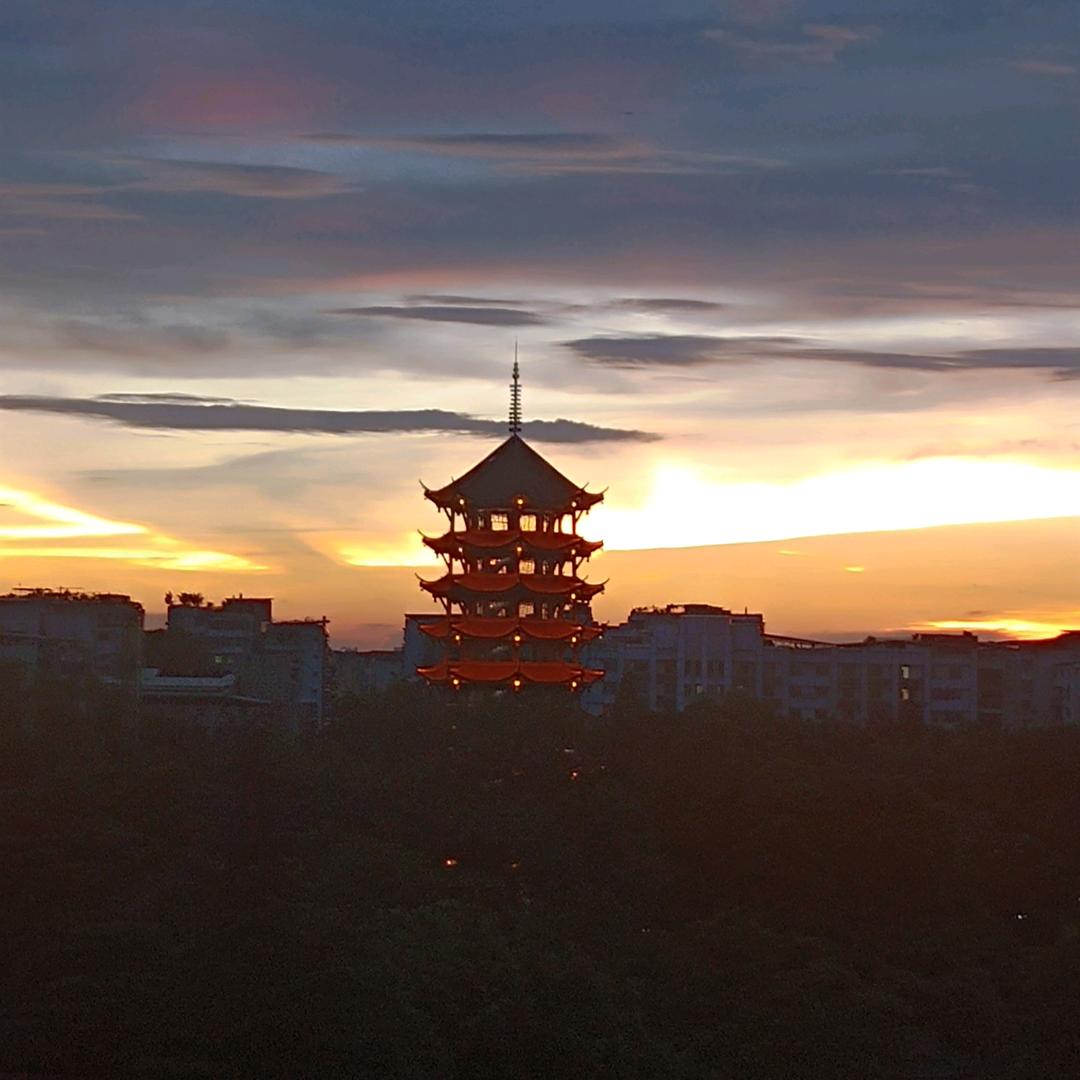 日常发疯。