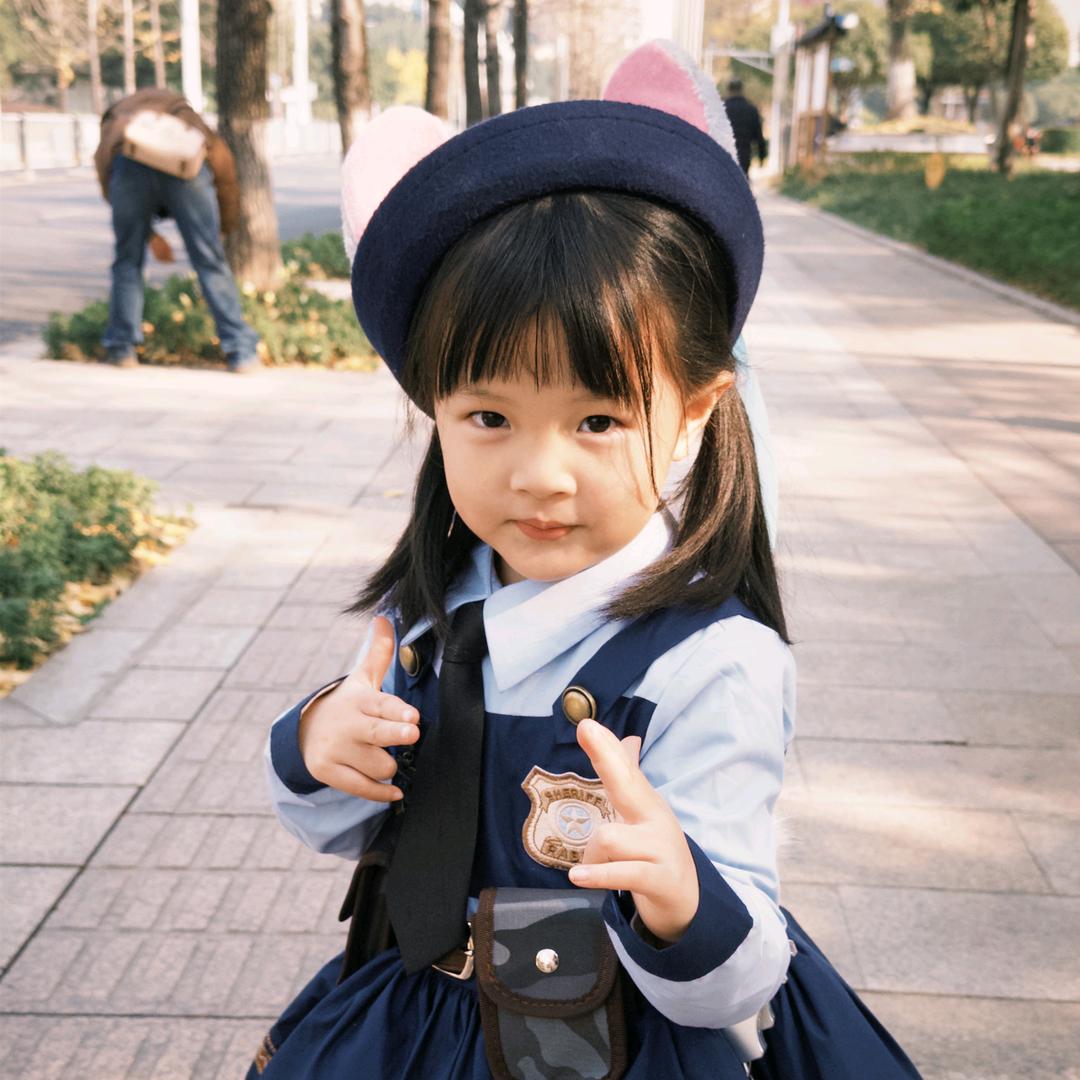苒苒小团子