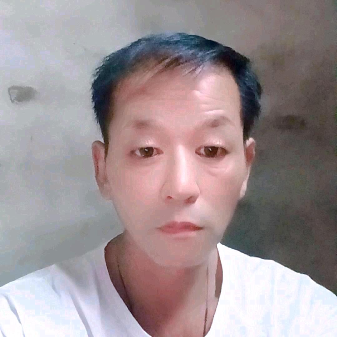 张玉文