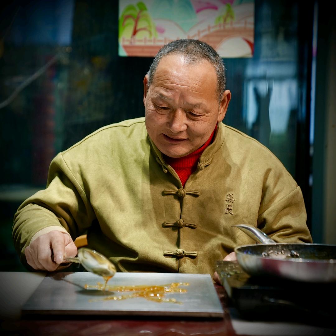 姜建江 浙江乌镇糖画艺人