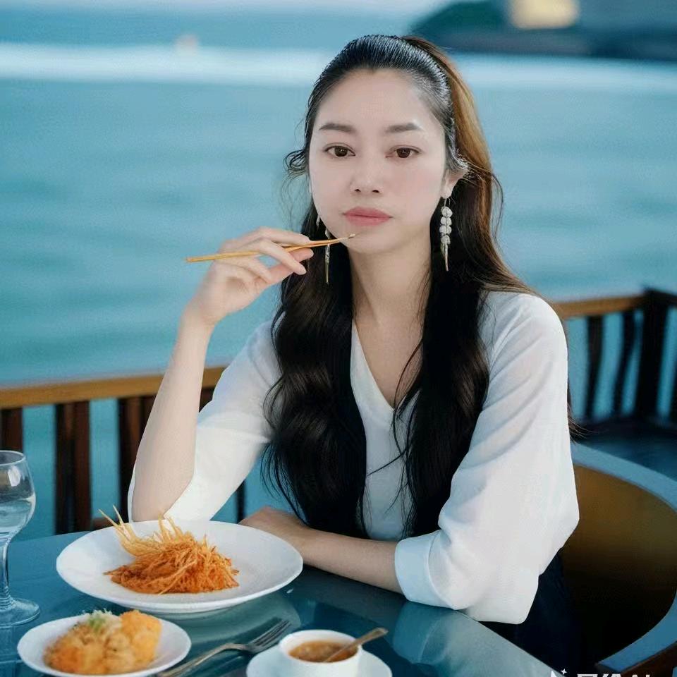 五妹《下午3:57准时开播》