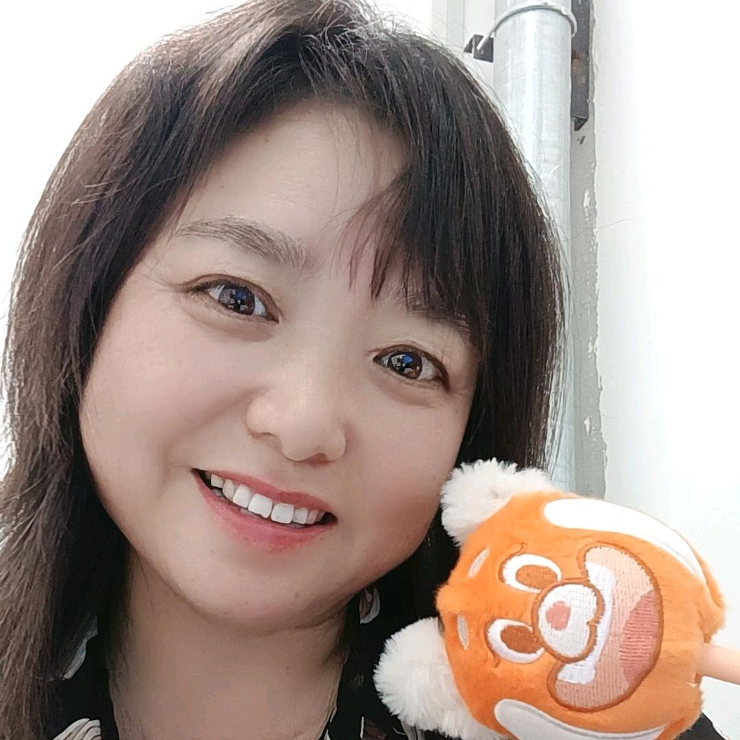 爱唱歌的红娘梅姐