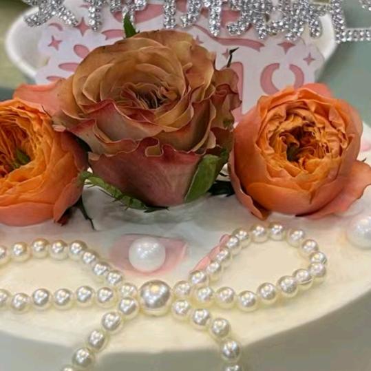 优雅的蝴蝶💃🦋❤️🍒🤹🤹‍♂️