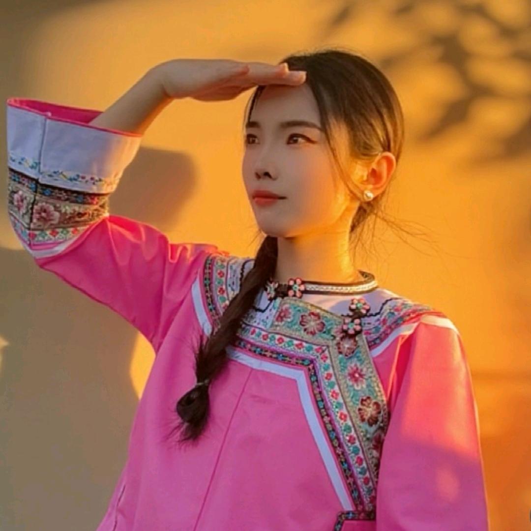 《兰》࿐丫🌾头💕 ღ