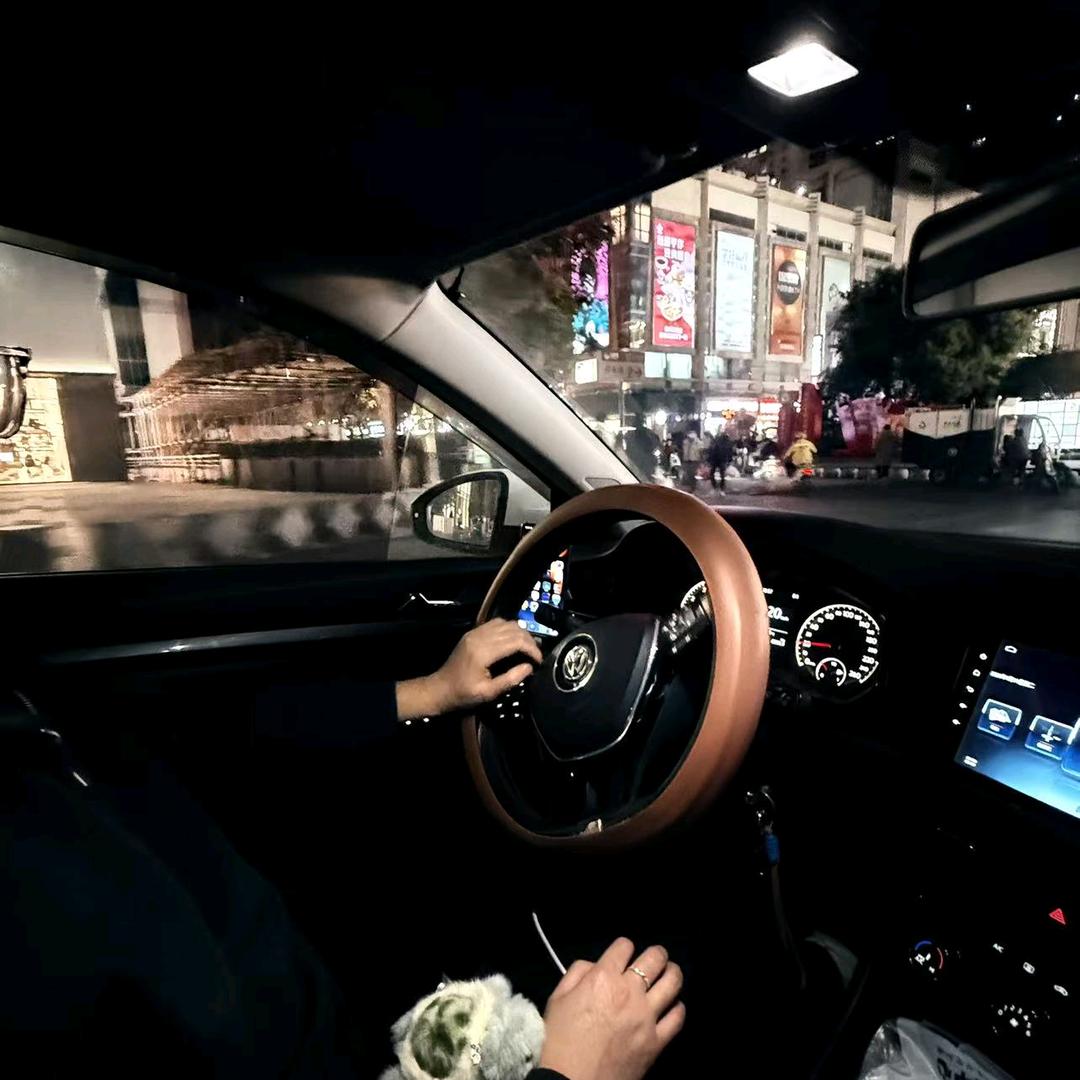 不知道起名字的小蔡