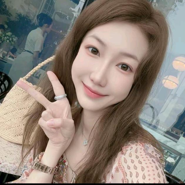 美美私服～穿搭分享