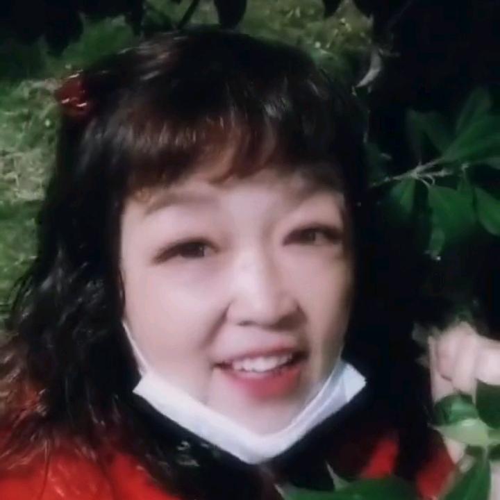 玉玉姐结善缘（观香）