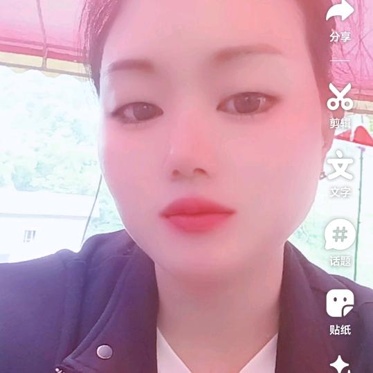 卖🐠的小姐姐骆敏敏