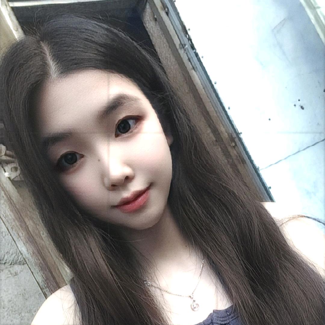 亮宝宝吖🥰