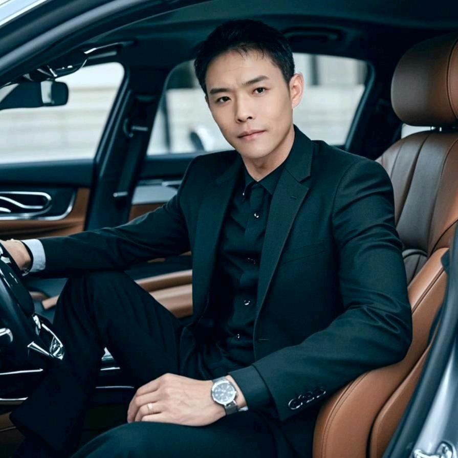 🕊三💞ꦿ᭄哥