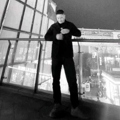 小张