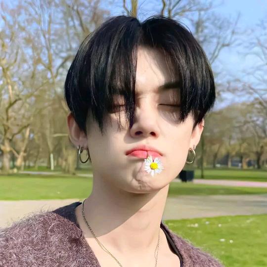 薄巧猫🐱Healing🍃