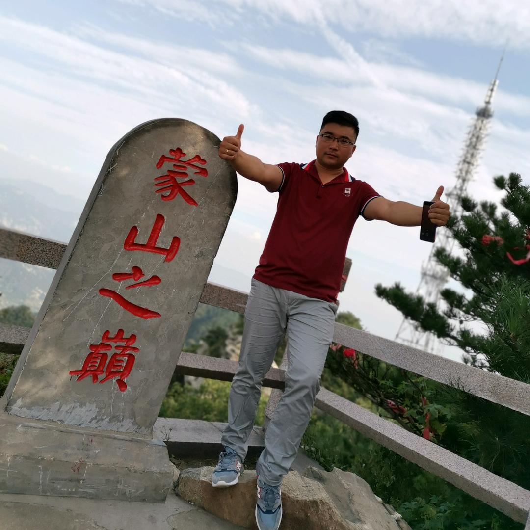 安明栋