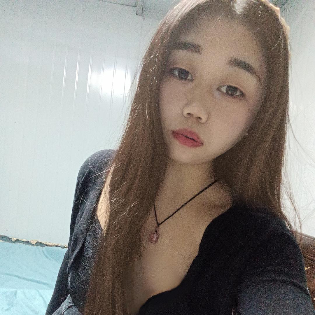 👧🏻: 爱而不得