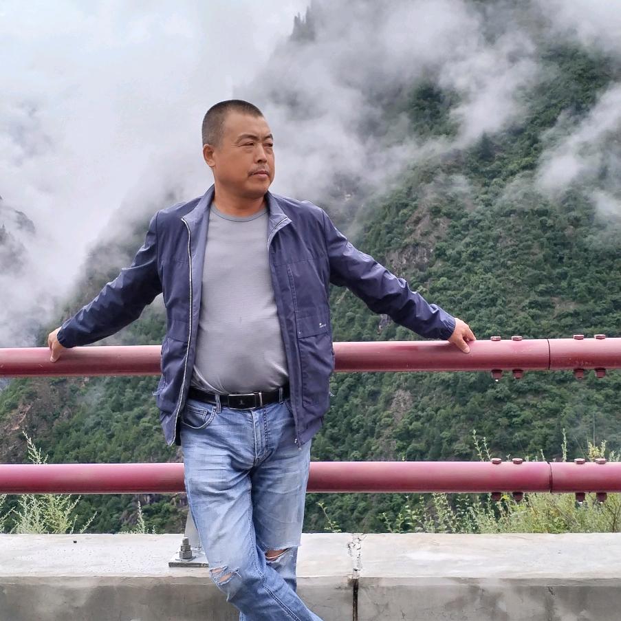中哥的一杯绿茶