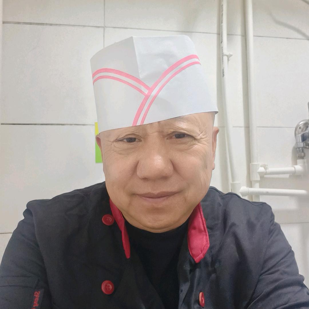 韩晨,