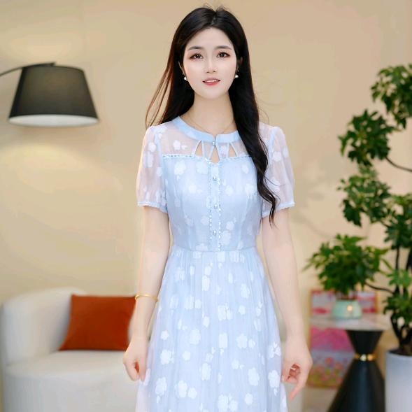 雨轩女装衣橱店