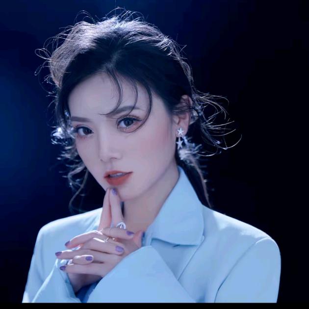 千屿sheila-穿搭优选