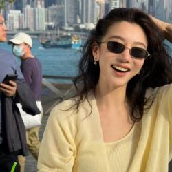 LiLi李慧儿- 穿搭优选