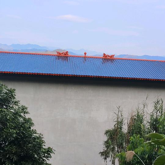 《哝嚷》老六雨棚