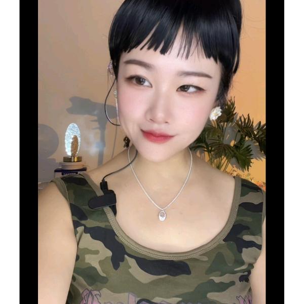 小酒窝⁹²⁹⁹